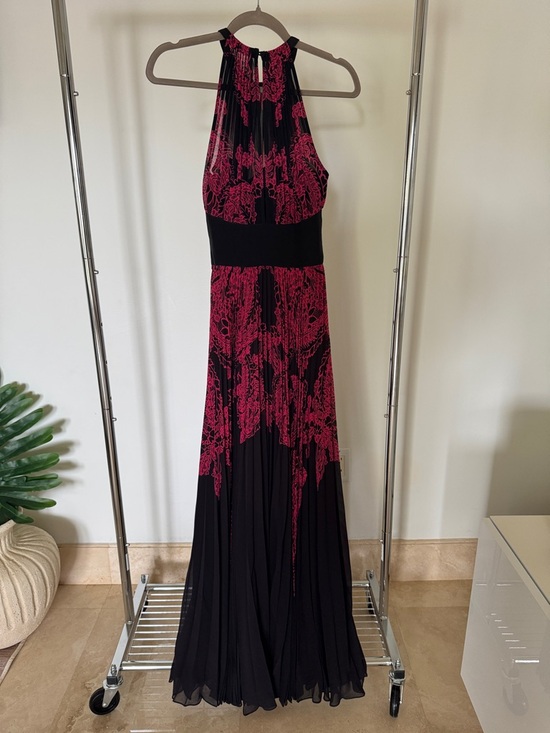 Karen Millen Black Evening Gown with Fuchsia Lace Overlay Karen Millen Black Evening Gown with Fuchsia Lace Overlay